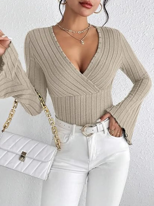 Ribbed Flare Sleeve Top – Slim Fit Knit in beige with flared sleeves and a stylish v-neckline.
