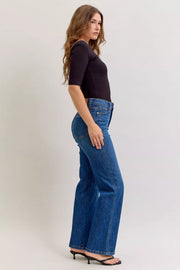 Judy Blue High-Waist Straight Leg Jeans – Tummy Control worn by a model in a profile view, showcasing a flattering fit.