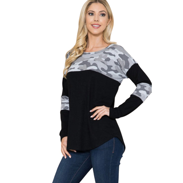 Camouflage Contrast Lightweight Sweater Knit featuring a relaxed fit with drop shoulders and a stylish curved hem.