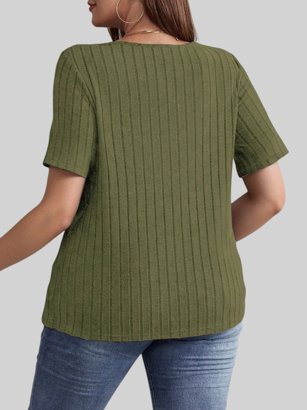 Essential Ribbed V-Neck Tee – Plus Size Everyday Favorite